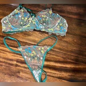 Floral Embroidered Lingerie Set - Green and Yellow